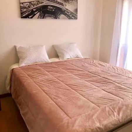 Paris Privado * Βιάνα ντο Καστέλο