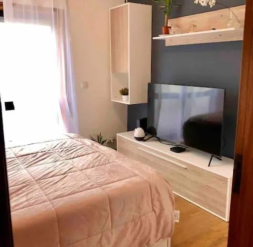 Проживание в семье Paris Privado