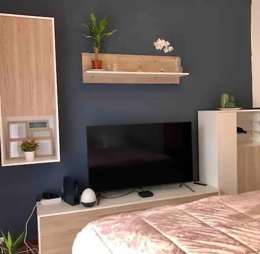 Paris Privado * Виана-ду-Каштелу